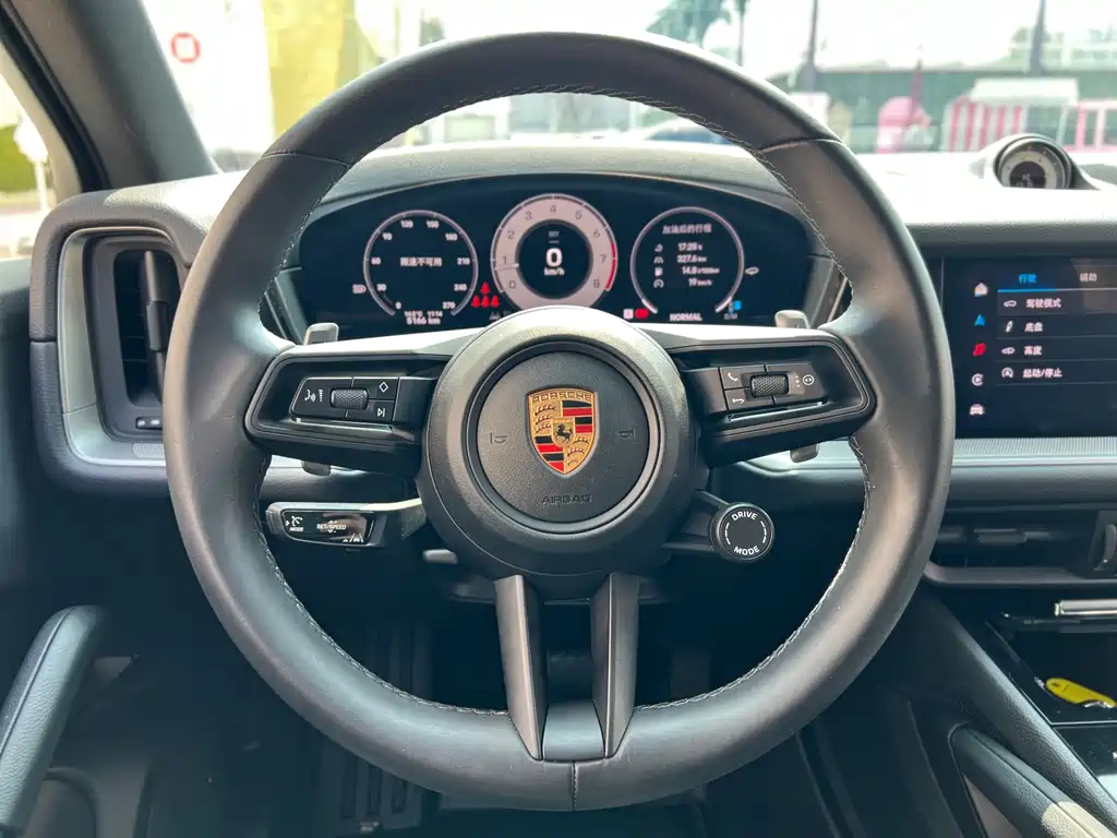 PORSCHE CAYENNE