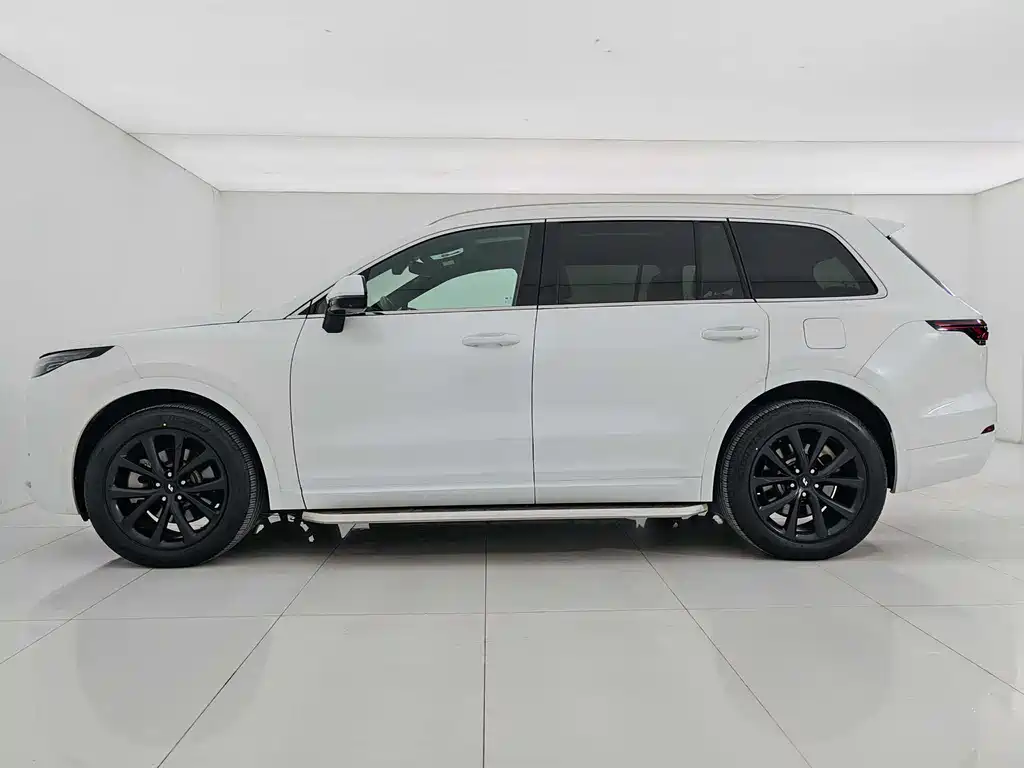 Li Auto ONE 2020 6 мест