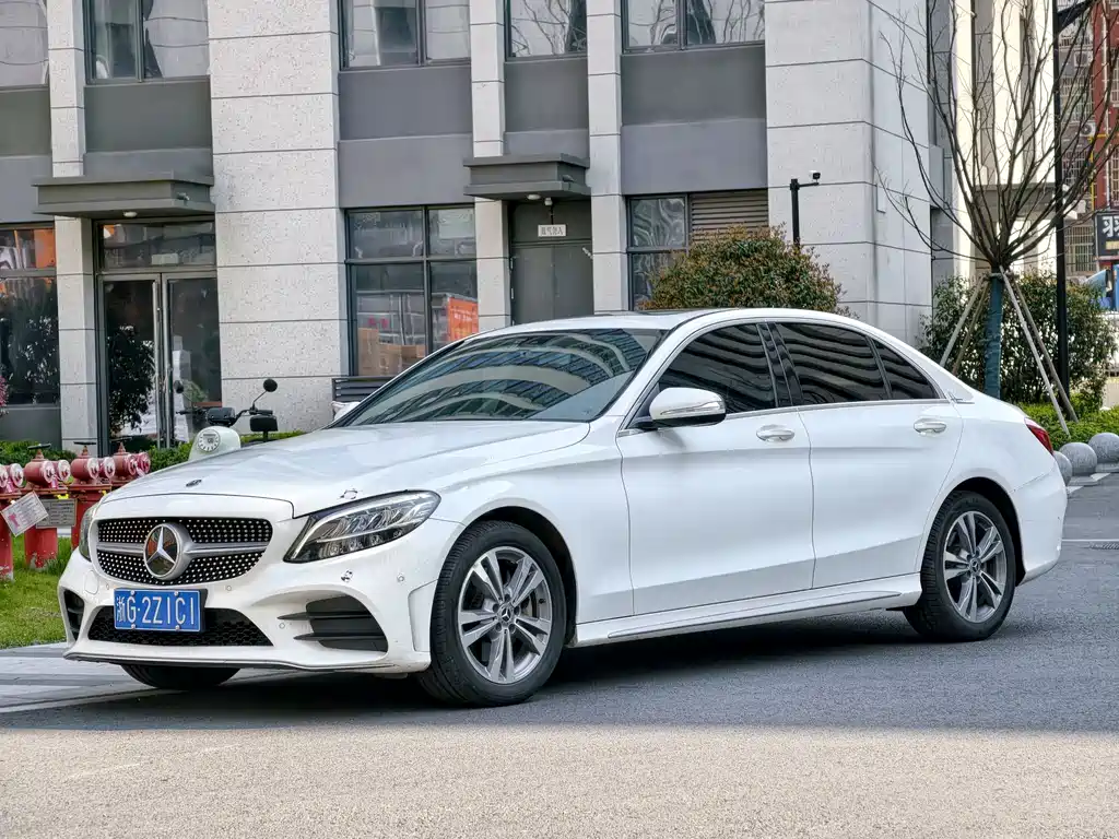 Mercedes-Benz C-Class 2019