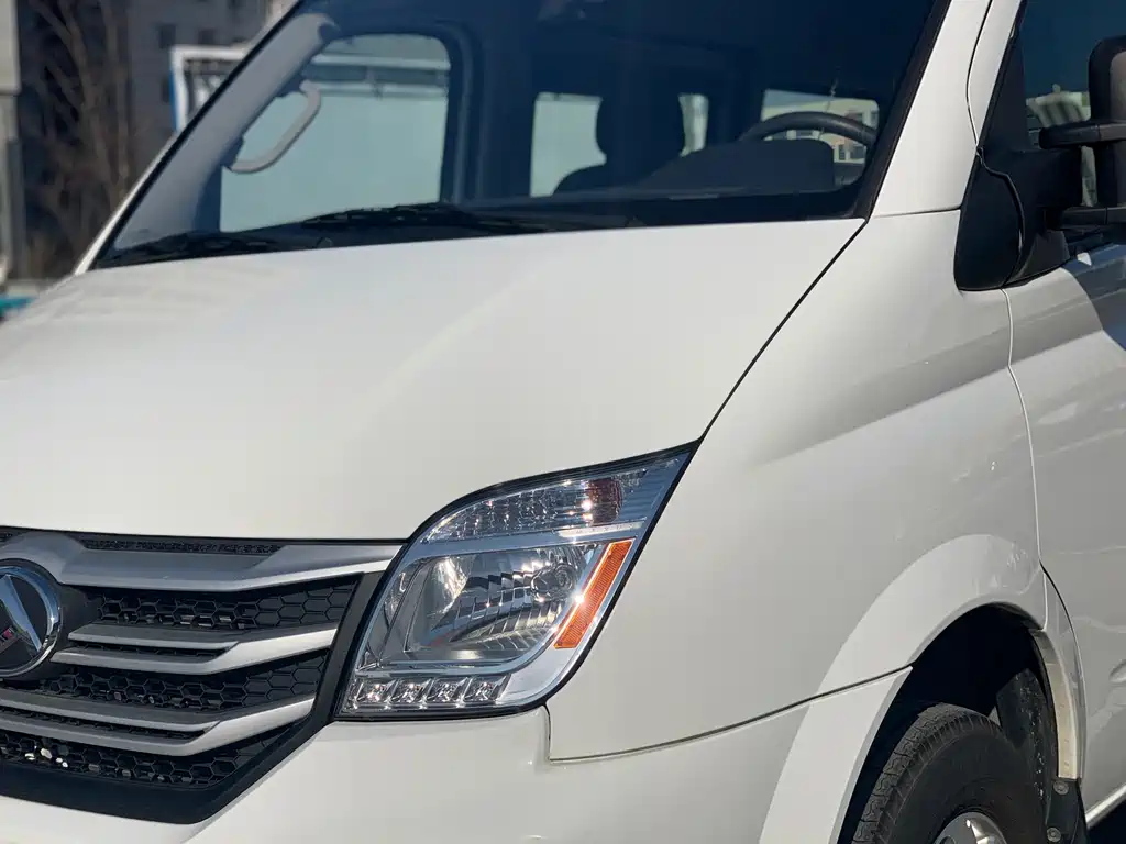 SAIC MAXUS XINTU V80