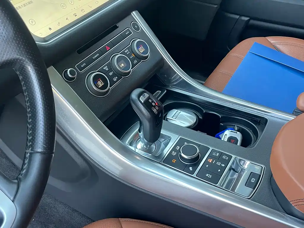 Land Rover Range Rover Sport 2017 3.0 SC V6 HSE DYNAMIC