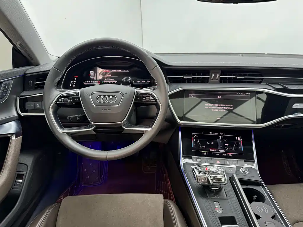 Audi A7L — миниатюра 15
