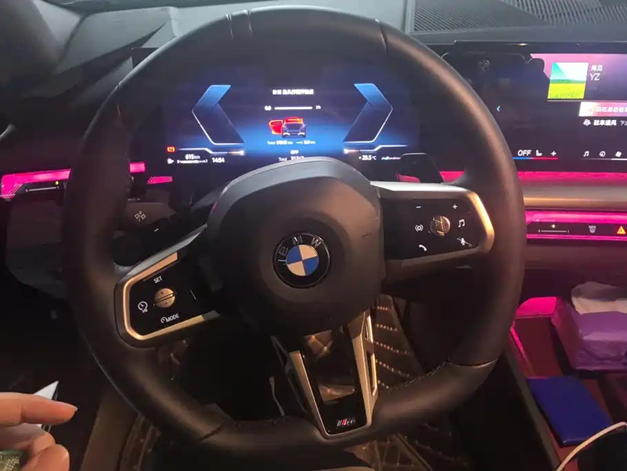 BMW 5 Series — миниатюра 15