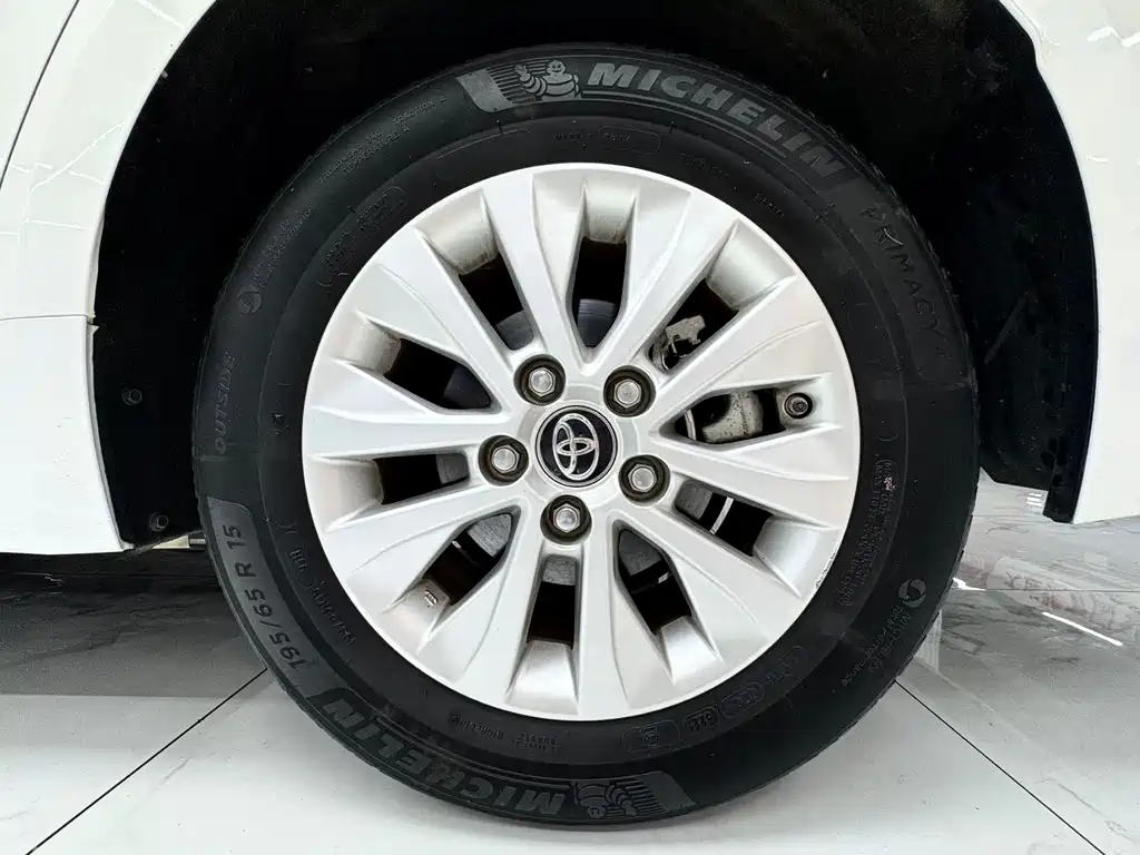 Toyota Corolla — миниатюра 19