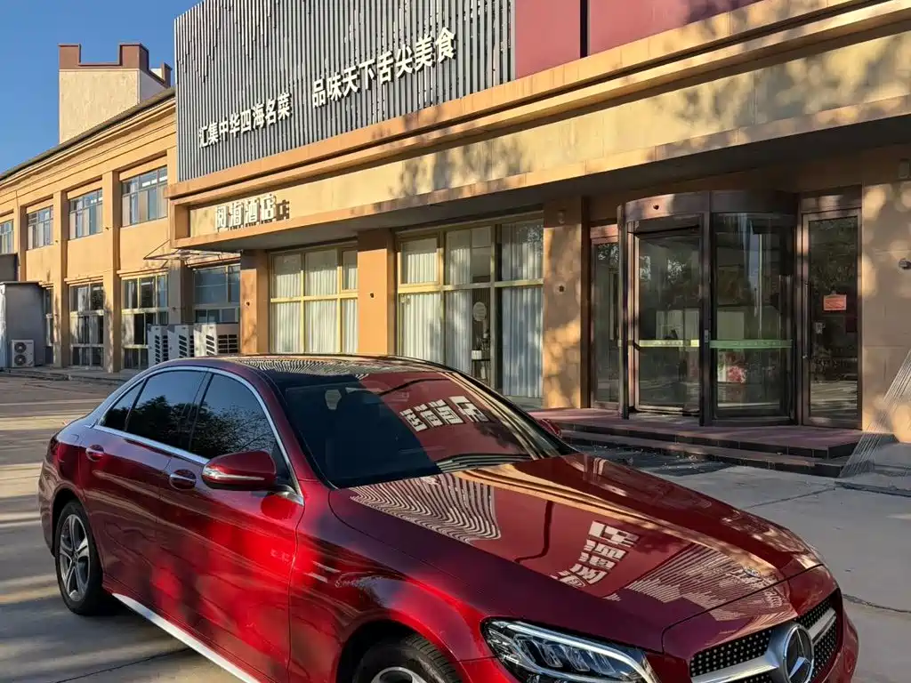 Mercedes-Benz C-Class — миниатюра 3