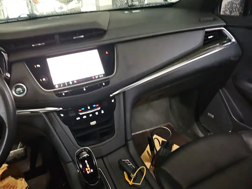 Cadillac XT5 — миниатюра 13