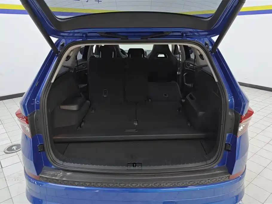 Skoda Kodiaq 2022 TSI330 7 мест