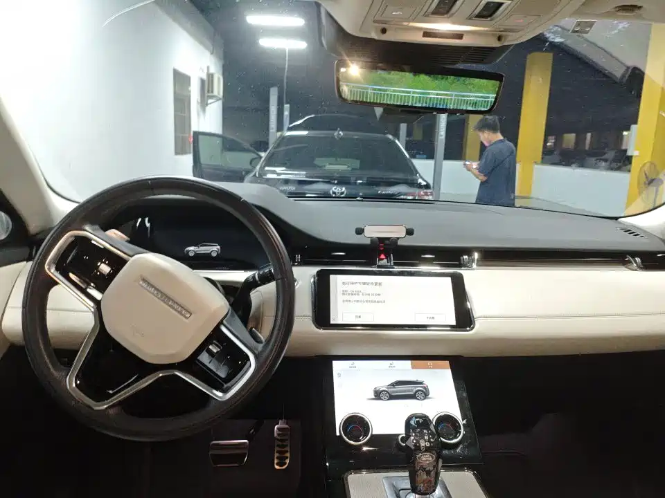 Land Rover Evoque — миниатюра 6
