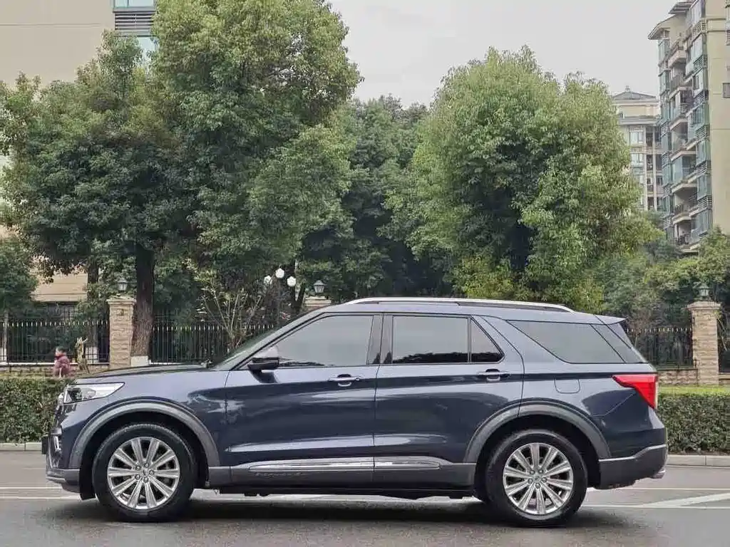 Ford Explorer — миниатюра 10