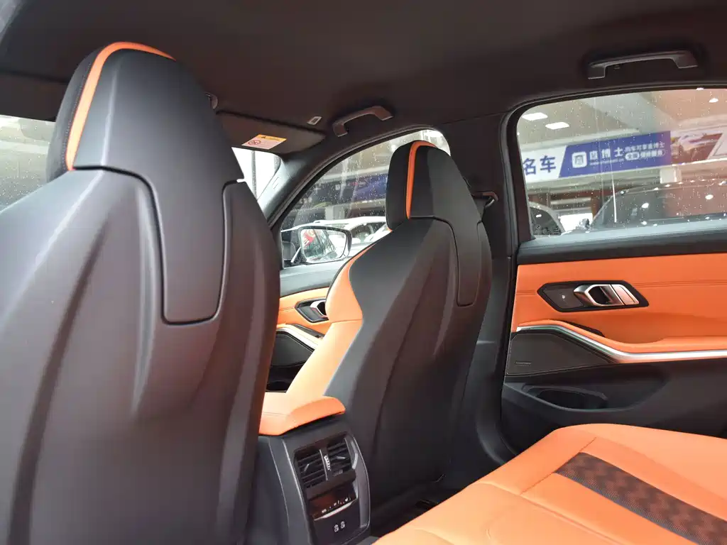 BMW M3 — миниатюра 10