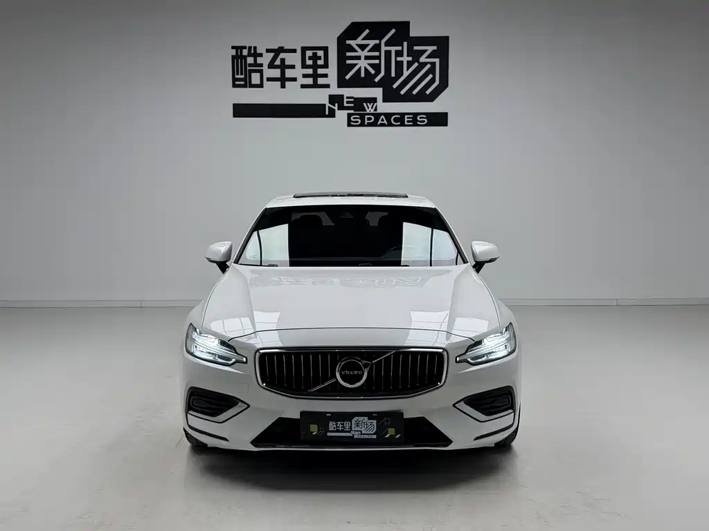 Volvo S60 2021 T4 Luxury