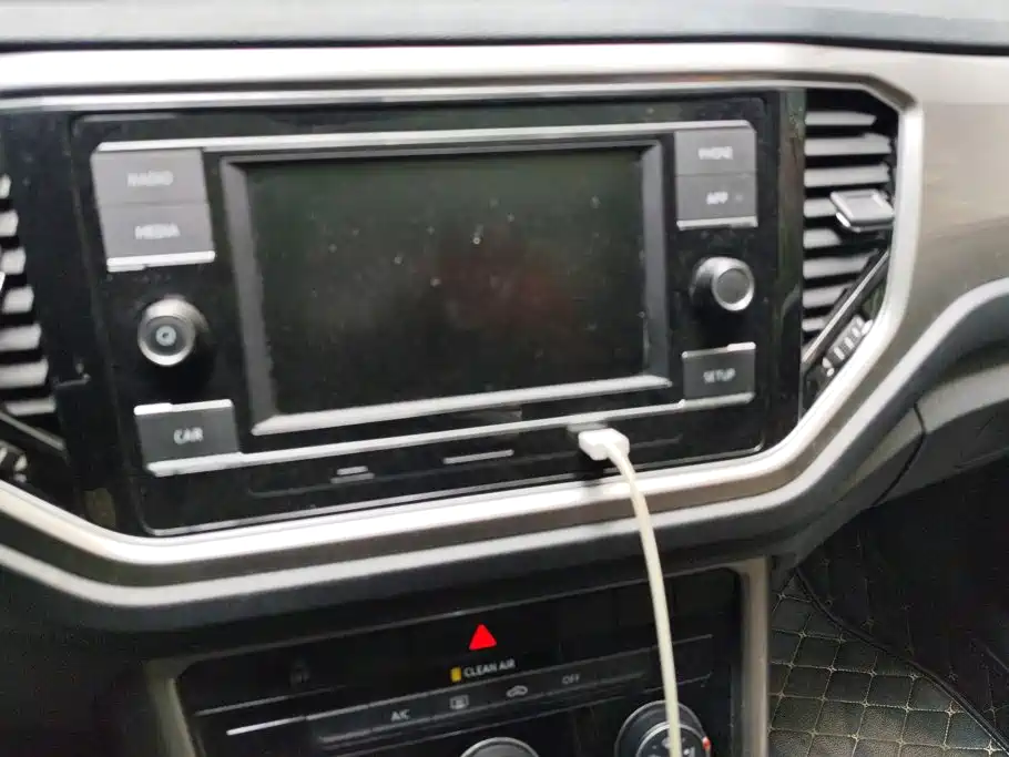 Volkswagen T-Roc — миниатюра 13