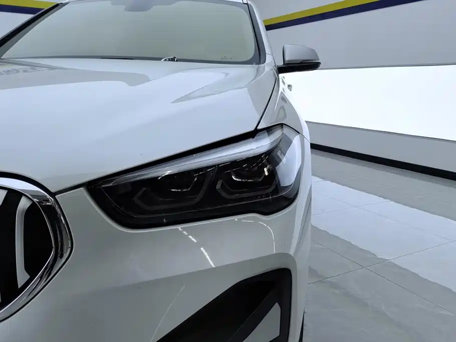 BMW X1 — миниатюра 5