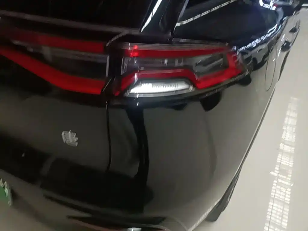 BYD Tang New Energy — миниатюра 8
