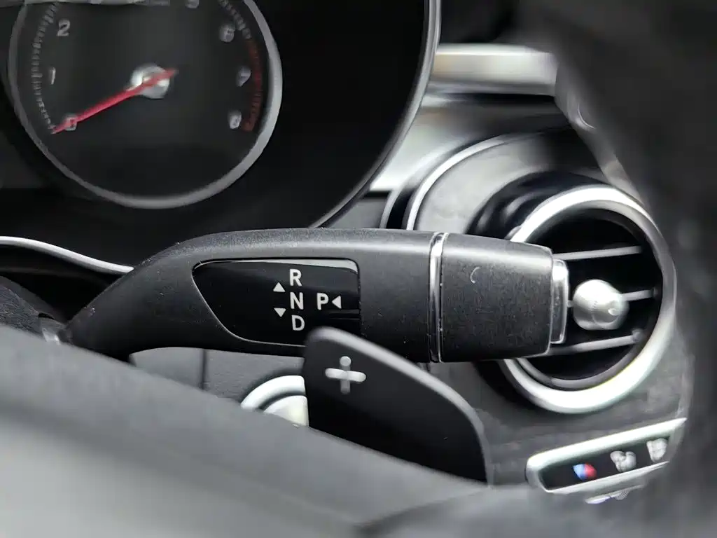 Mercedes-Benz C-Class — миниатюра 13
