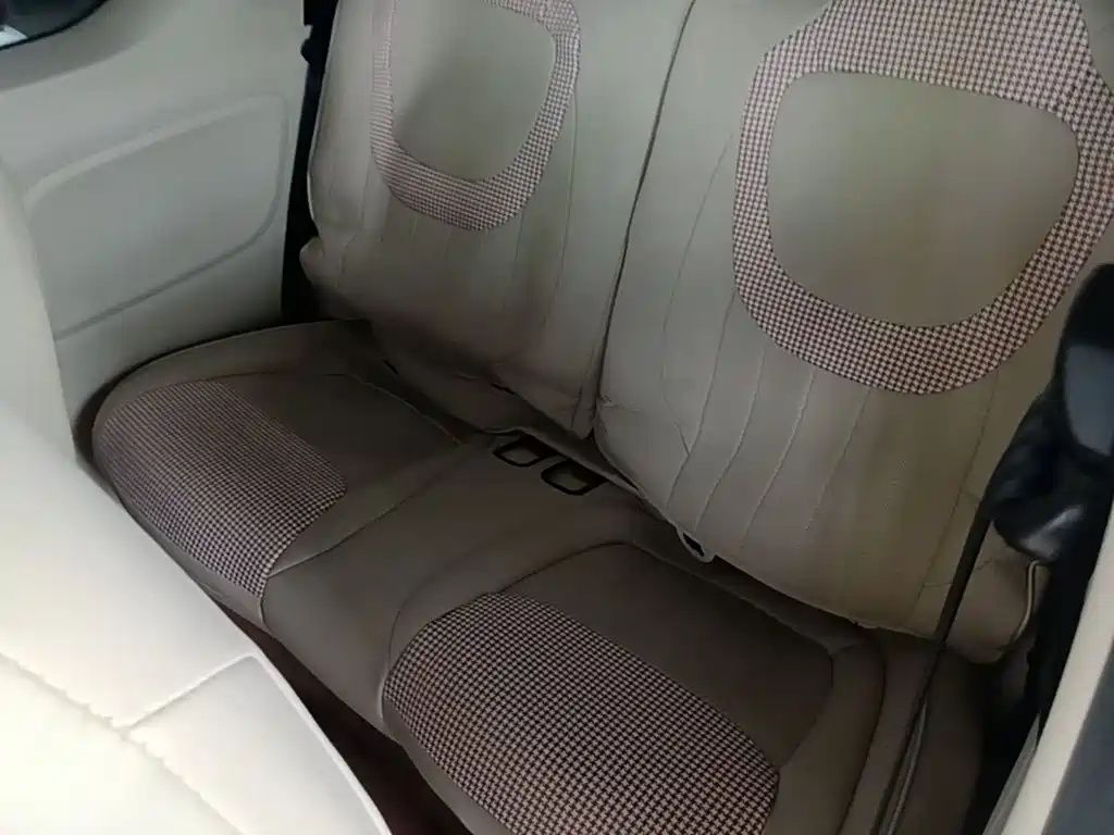 Wuling MINIEV — миниатюра 17