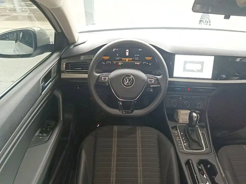 Volkswagen Lavida — миниатюра 11