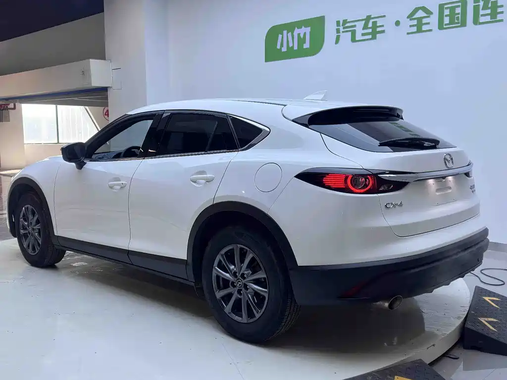 MAZDA CX 4