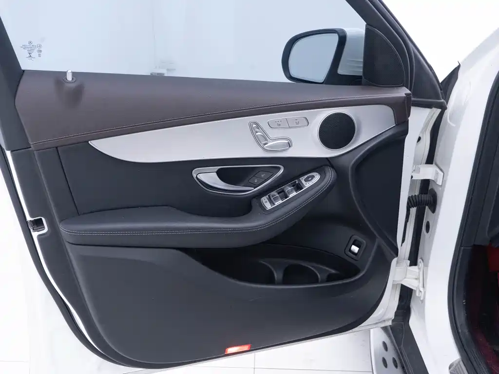 Mercedes-Benz GLC 2022 GLC 260 L 4MATIC Luxury