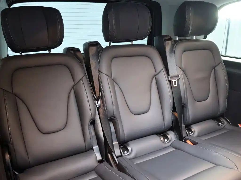 Mercedes-Benz V-Class — миниатюра 24