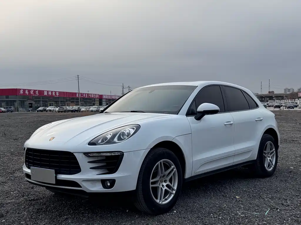 Porsche Macan 2016