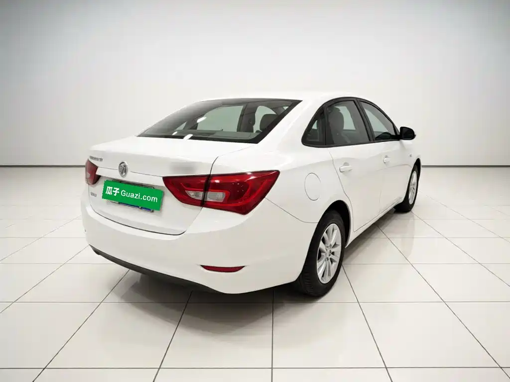 Buick Excelle — миниатюра 6