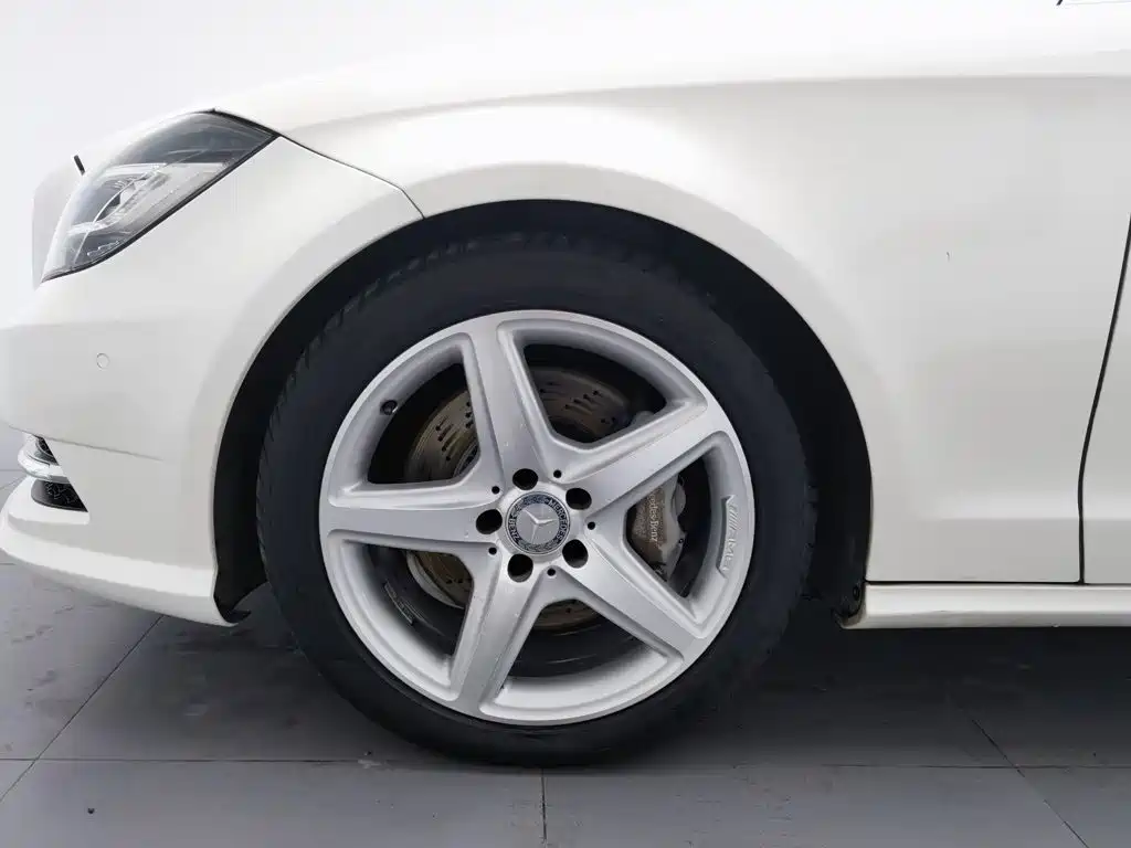 Mercedes-Benz CLS — миниатюра 17