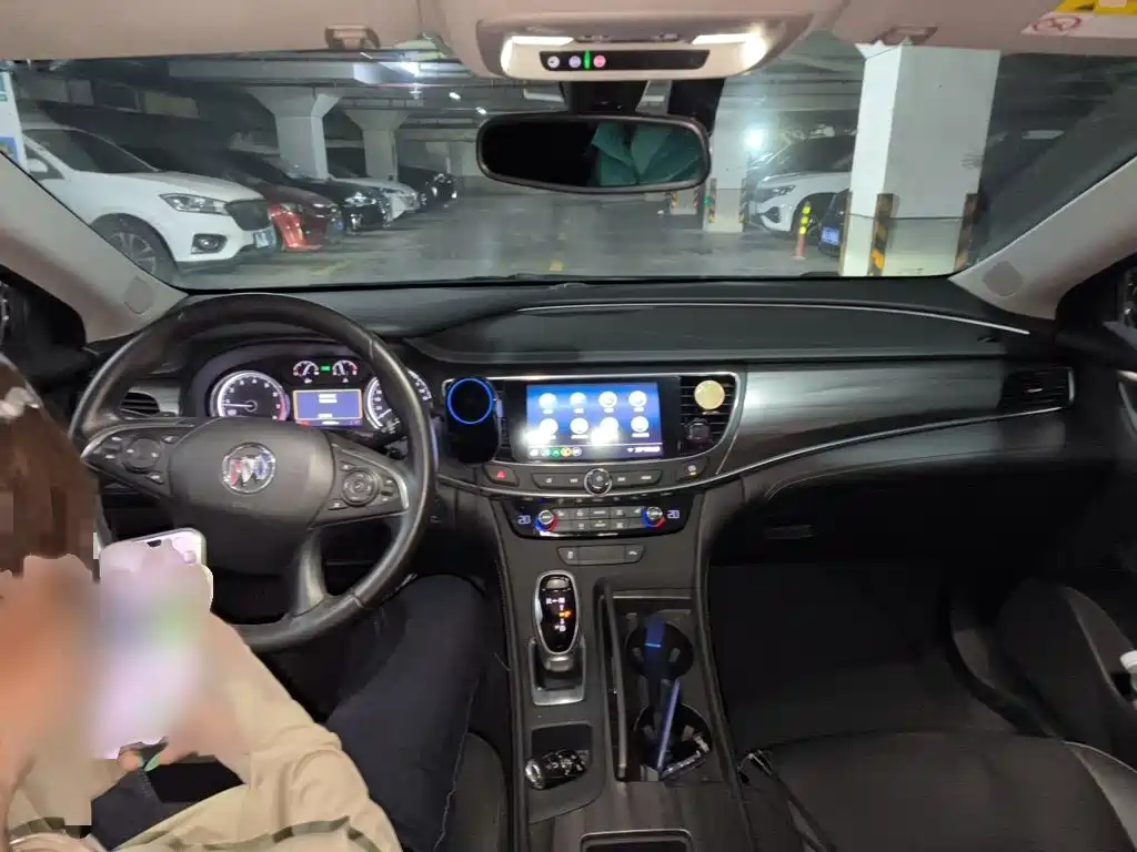 Buick LaCrosse — миниатюра 13