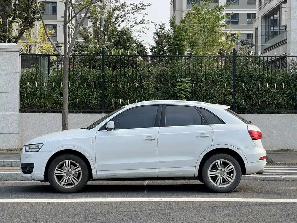 Audi Q3 — миниатюра 4