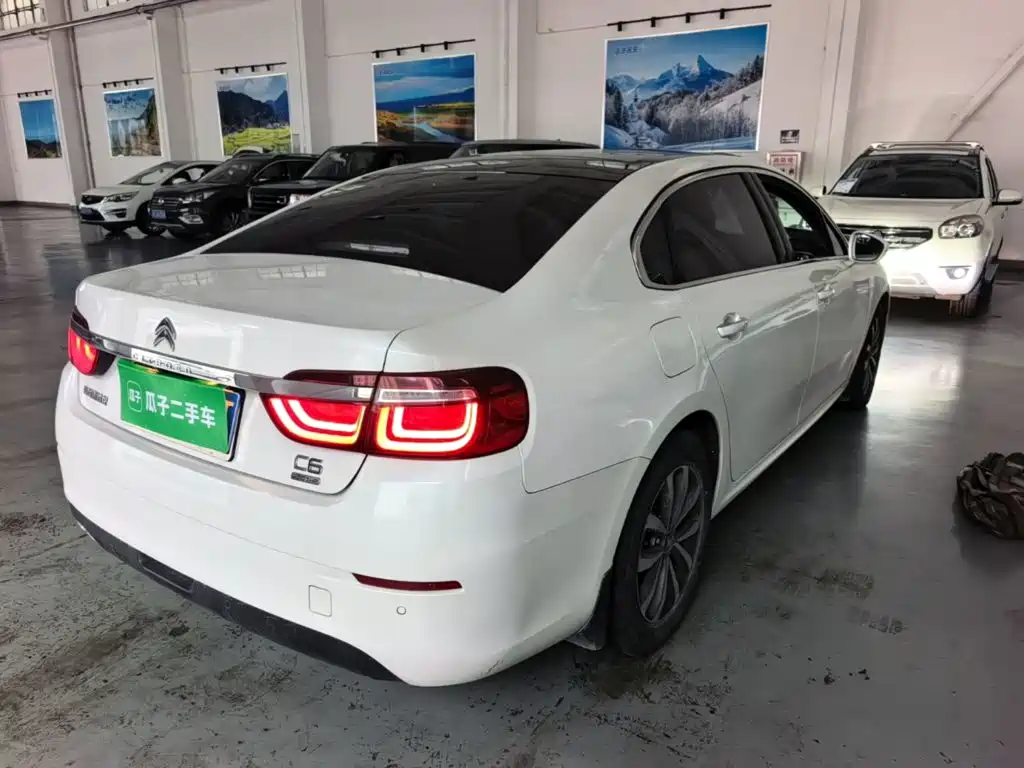 Citroen C6 — миниатюра 7