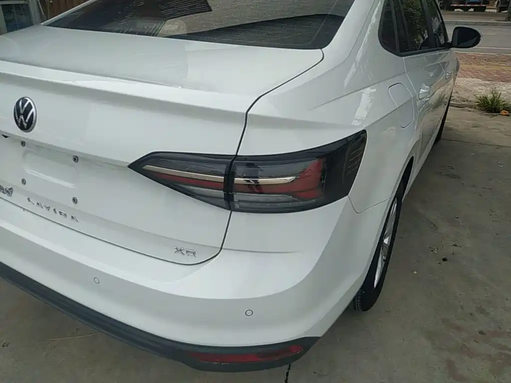 Volkswagen Lavida — миниатюра 8
