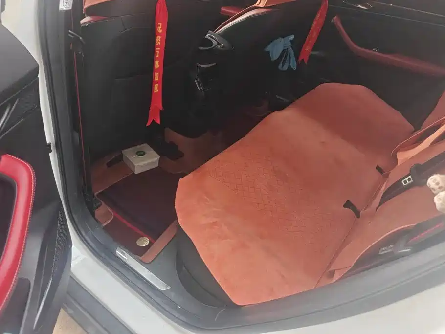 Geely Emgrand S — миниатюра 11