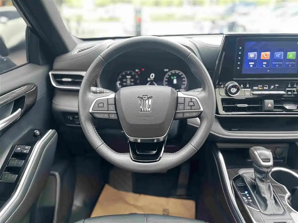 Toyota Crown Kluger — миниатюра 20
