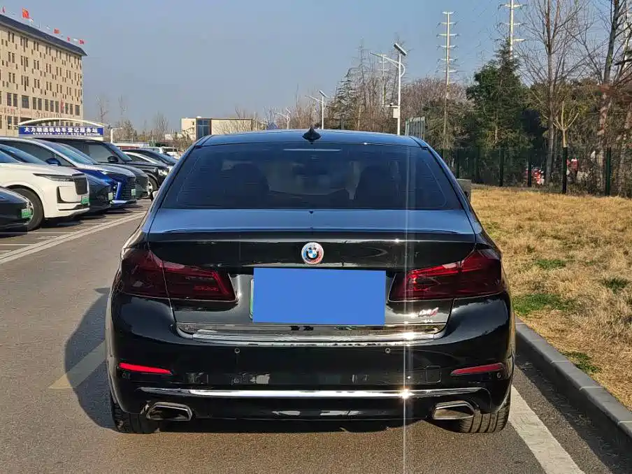 BMW 5 SERIES NEW ENERGY