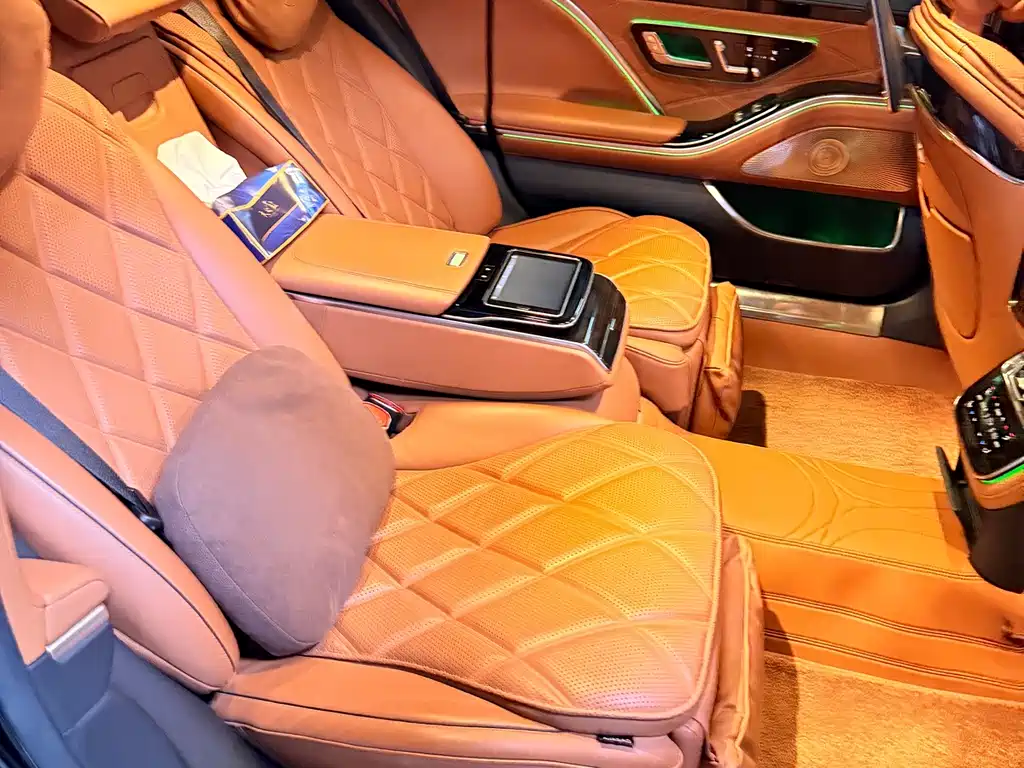 Mercedes-Benz S-Class — миниатюра 12