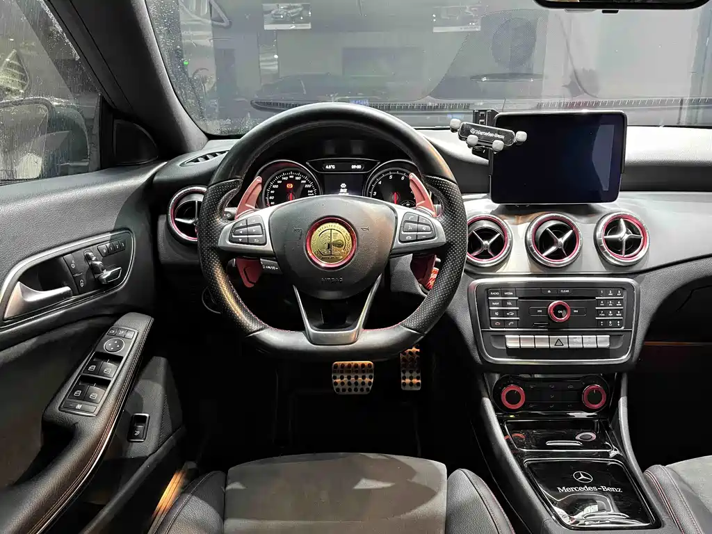 Mercedes-Benz CLA (Import) — миниатюра 8