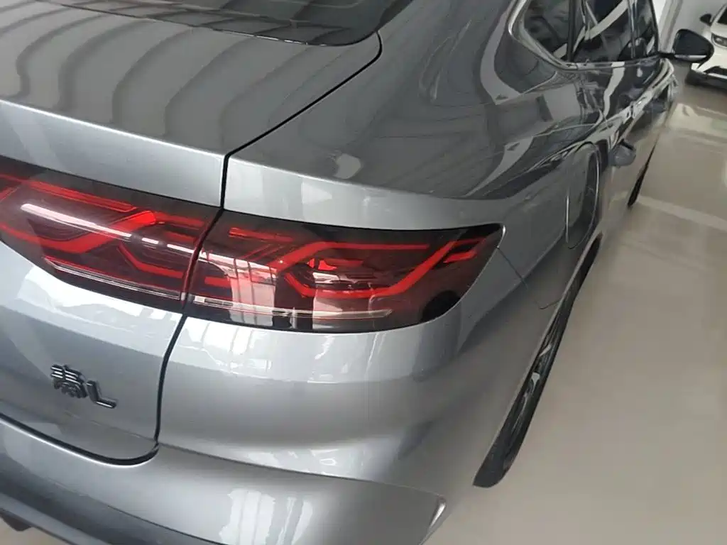 BYD Qin L — миниатюра 8