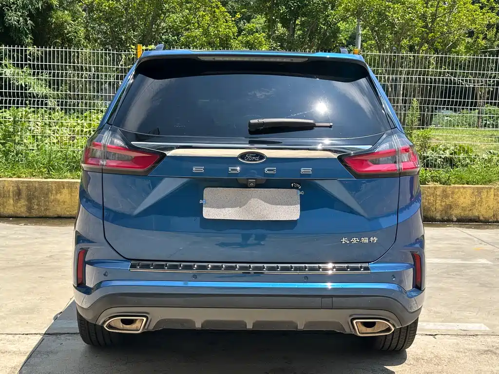 Ford Edge — миниатюра 5
