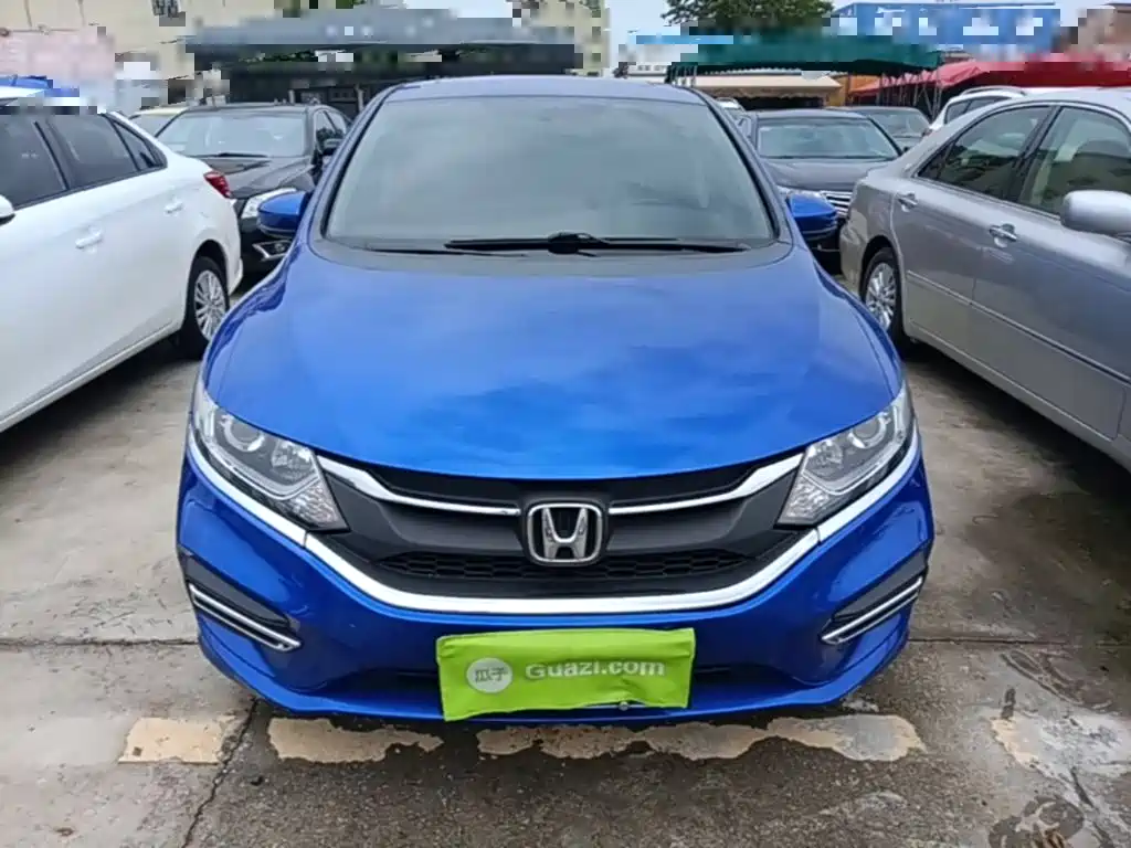 Honda Jade 2017 1.8L AT Comfort 5 мест