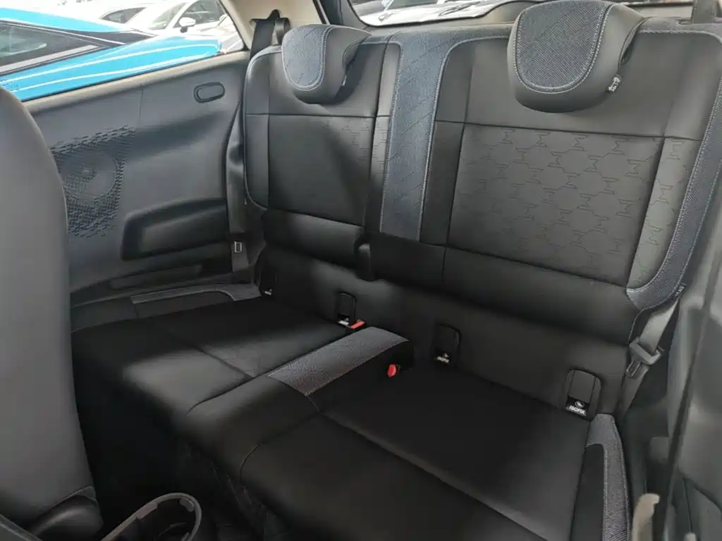 MINI MINI COOPER EV — миниатюра 17