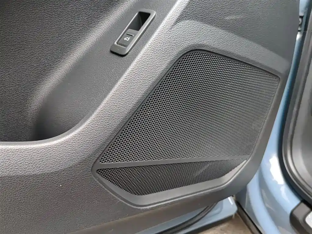 Audi Q3 Sportback — миниатюра 16