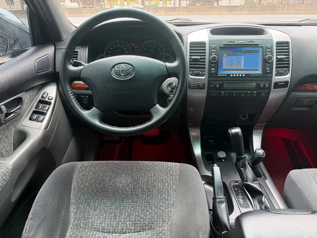 Toyota Prado (Import) — миниатюра 10