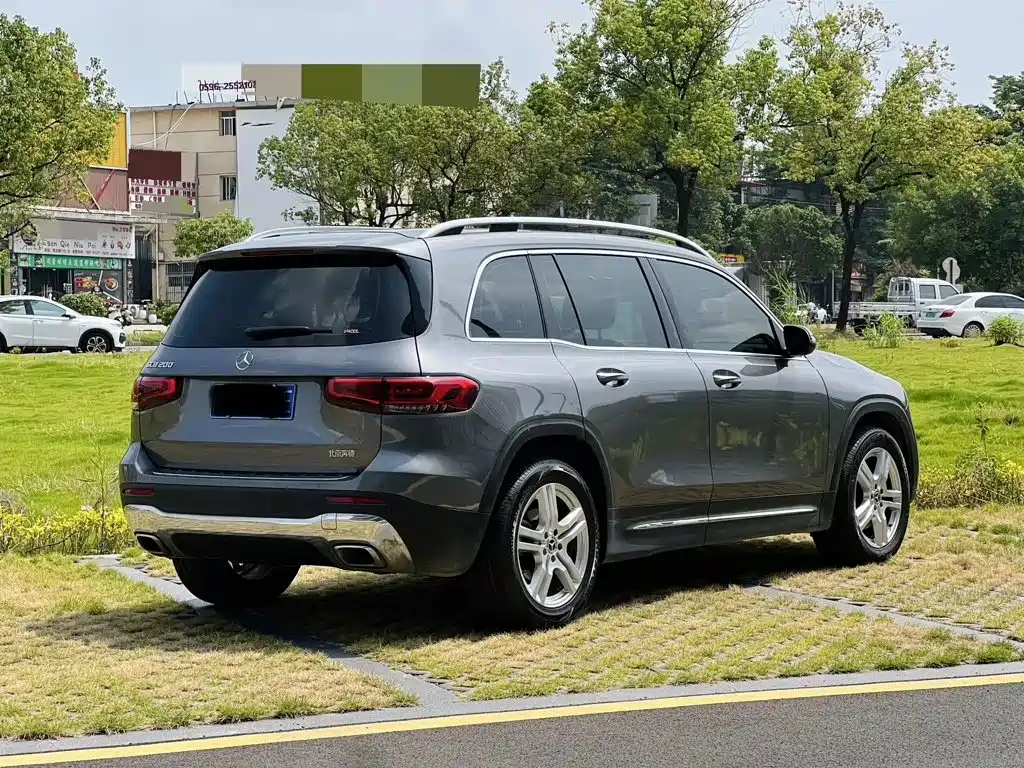 Mercedes-Benz GLB — миниатюра 9