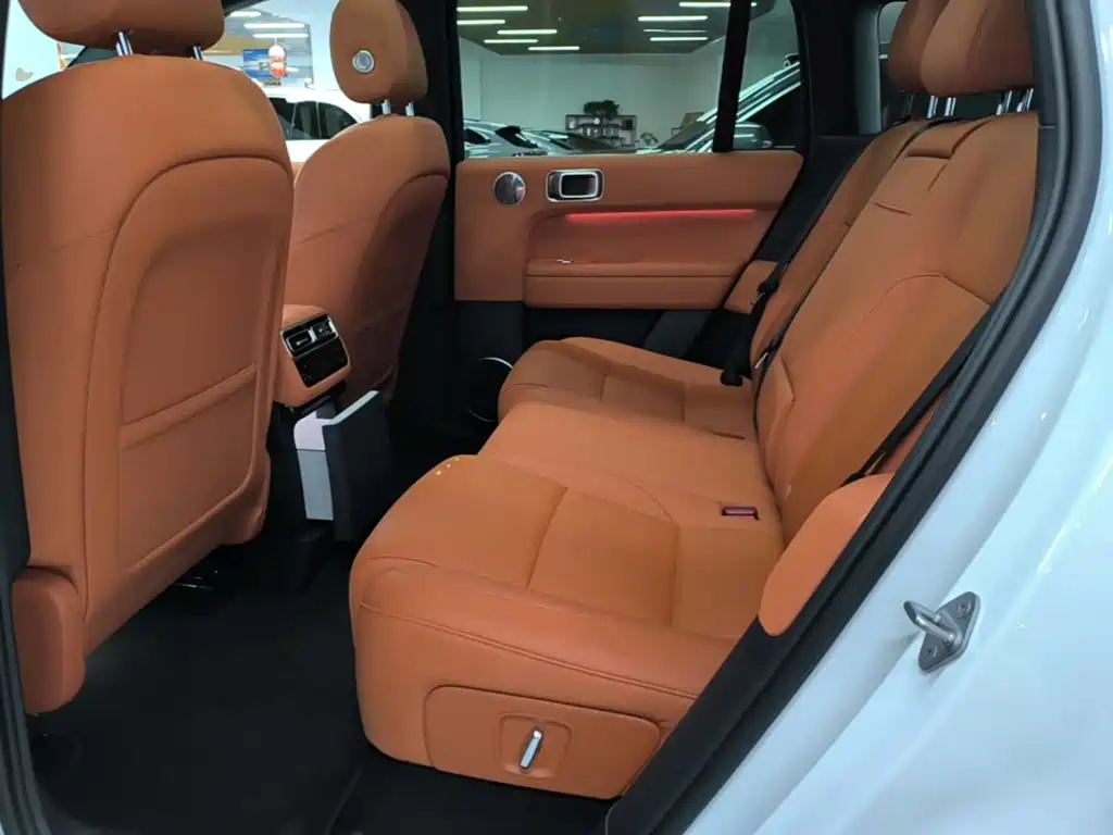 Li Auto Li L6 — миниатюра 17