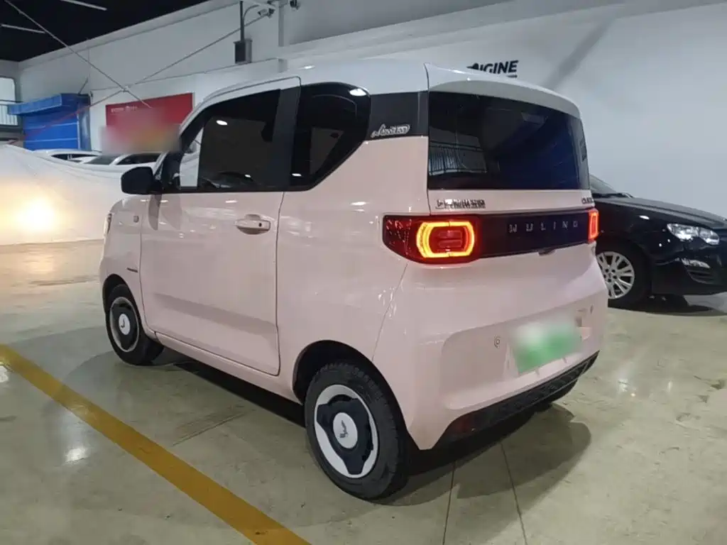 Wuling MINIEV — миниатюра 5