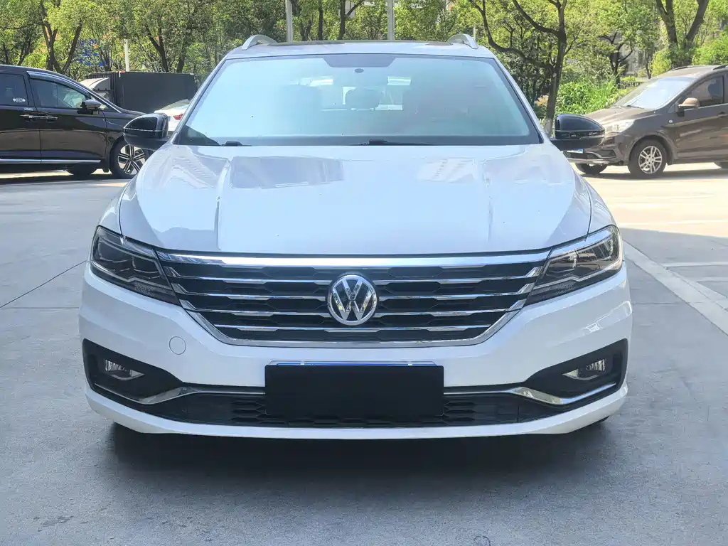Volkswagen Lavida — миниатюра 3