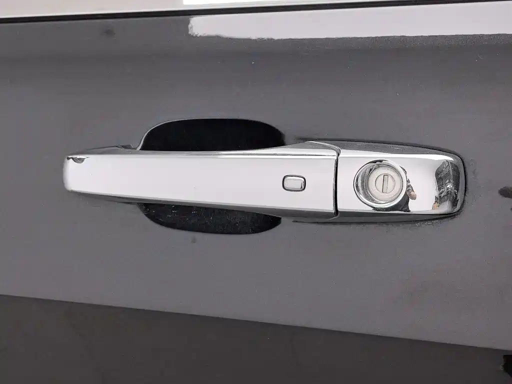 Jeep Grand Cherokee (Import) — миниатюра 18