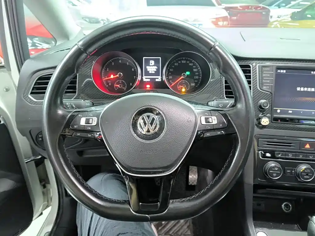 Volkswagen Golf Sportsvan — миниатюра 11