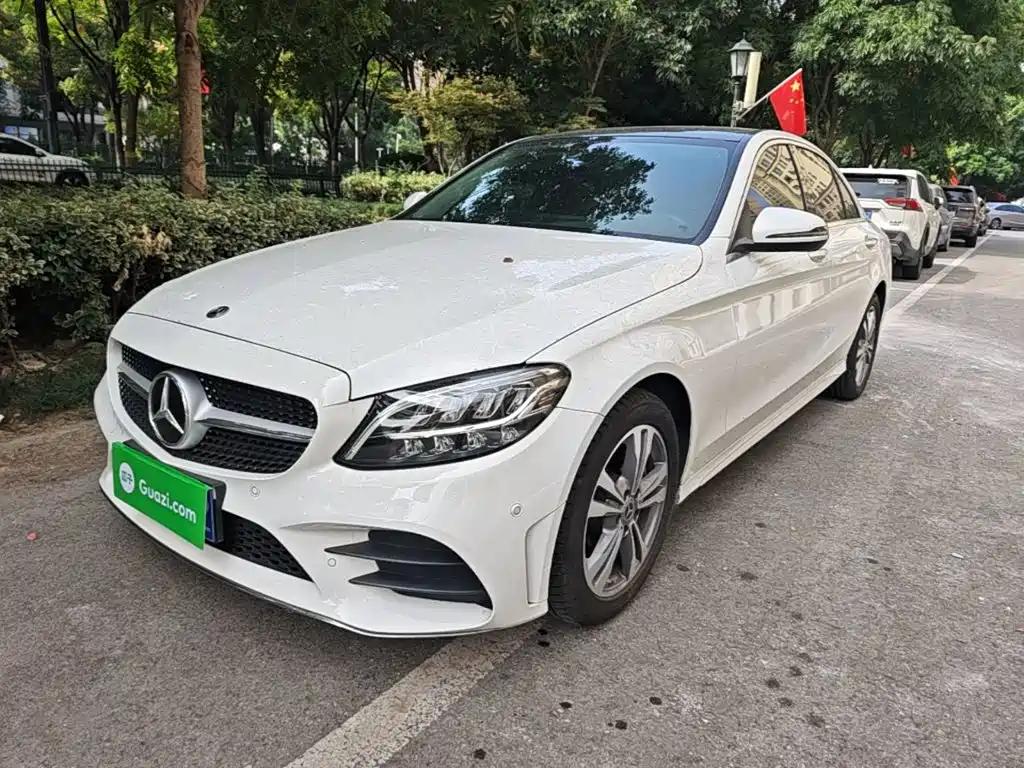 Mercedes-Benz C-Class — миниатюра 2