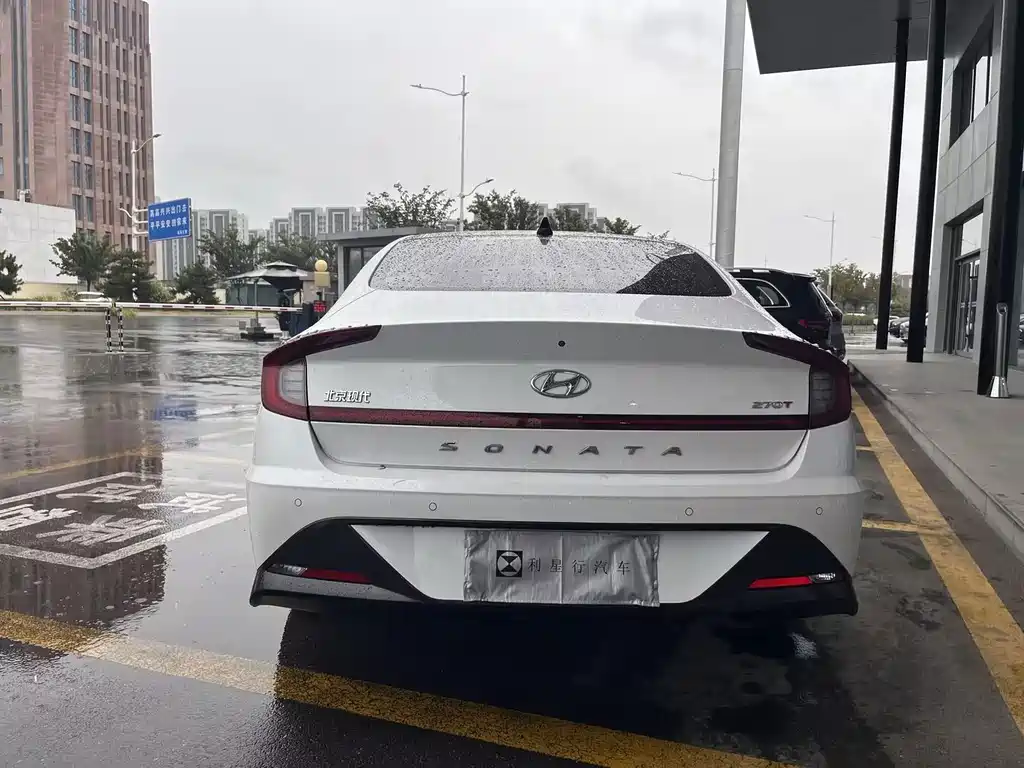 Hyundai Sonata — миниатюра 5